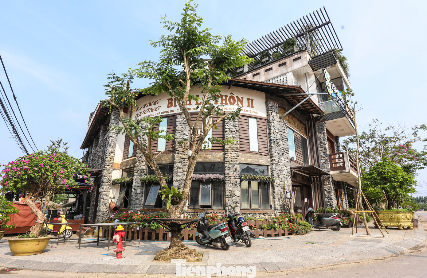 Theo mục tiêu đề ra, Quảng Trị phấn đấu trở thành tỉnh có trình độ phát triển trung bình cao trong năm 2025 và đến năm 2030 vào nhóm tỉnh khá của cả nước; hòa nhịp cùng đất nước trong kỷ nguyên vươn mình phát triển giàu mạnh của dân tộc.