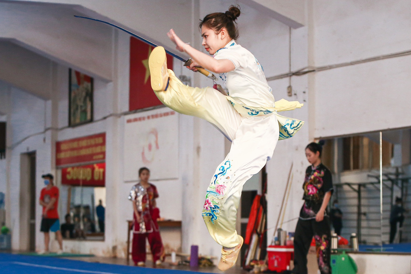VĐV wushu Nguyễn Thị Hiền sẽ tham dự chung kết nội dung trường quyền nữ Asiad 19. (Ảnh: Đ.Huy)