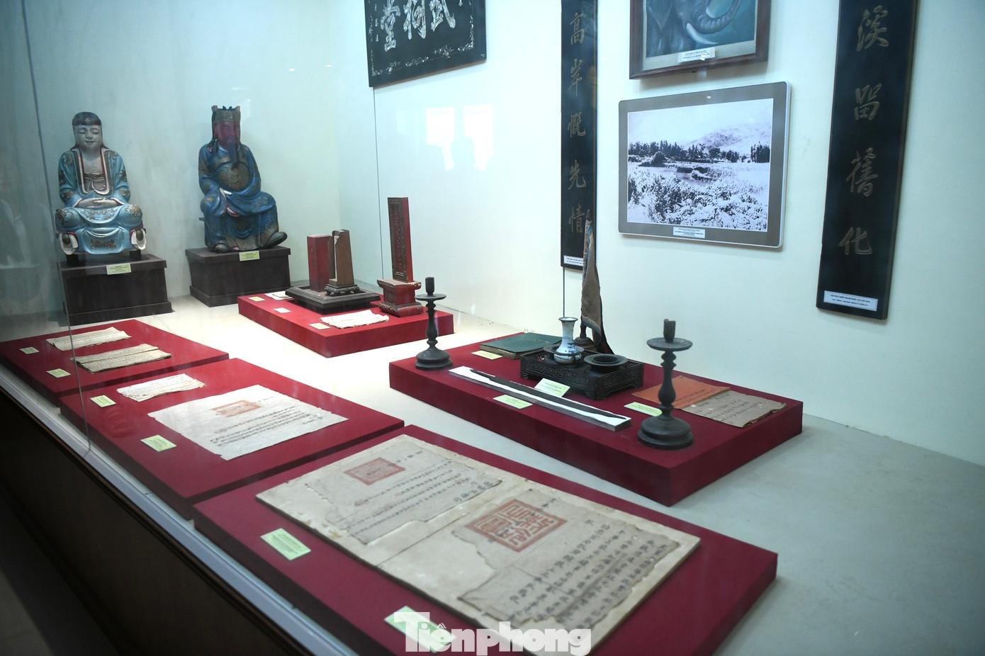 Khối lượng hiện vật đồ sộ của bảo tàng, cung cấp cái nhìn đầy đủ về lịch sử cũng như giá trị, tầm vóc của triều đại Tây Sơn. Khối lượng hiện vật đồ sộ của bảo tàng, cung cấp cái nhìn đầy đủ về lịch sử cũng như giá trị, tầm vóc của triều đại Tây Sơn.