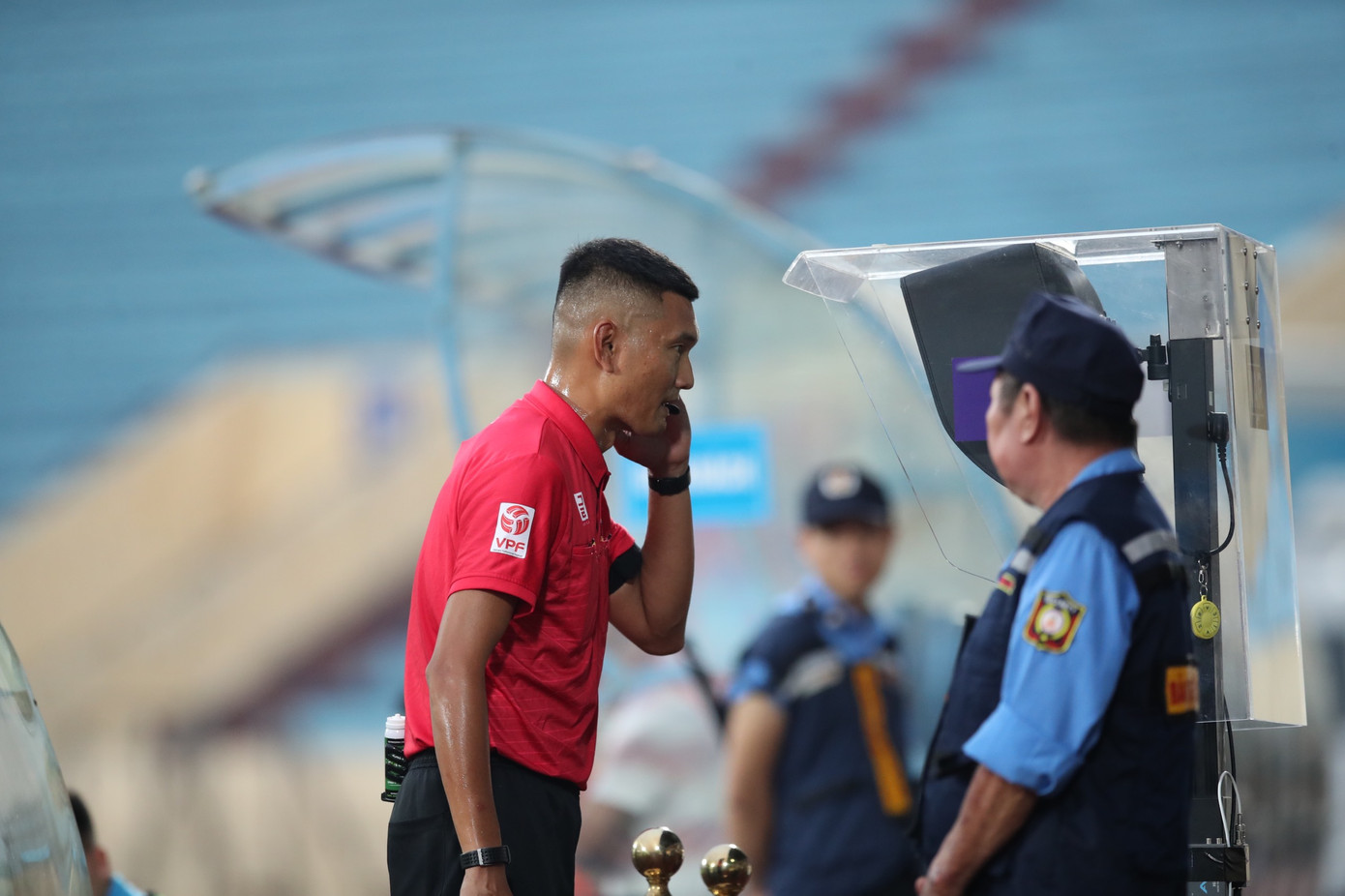 Thắng nghẹt thở Bình Dương trên chấm 11m, Nam Định giành vé vào bán kết Cúp Quốc gia 2023/24 ảnh 15