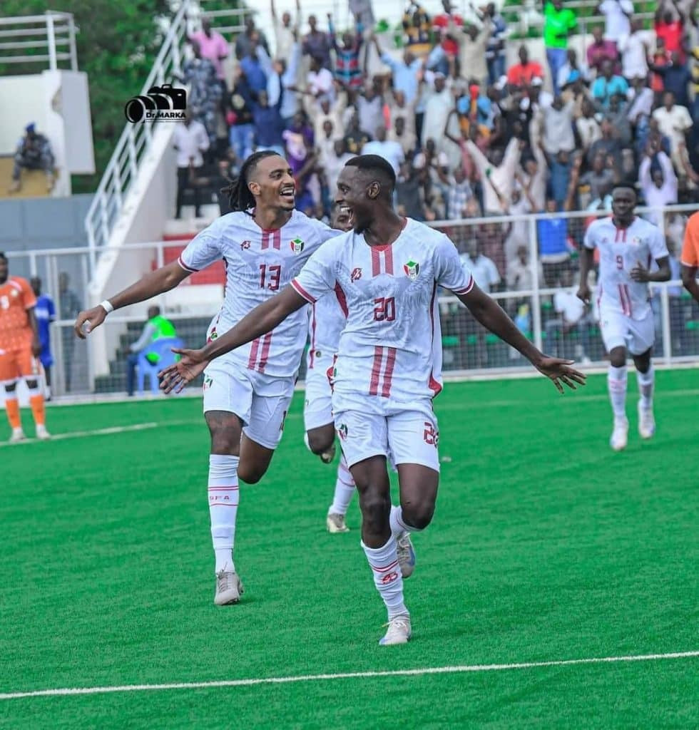 Các tuyển thủ Sudan ăn mừng chiến tích lọt vào VCK CAN Cup 2025.