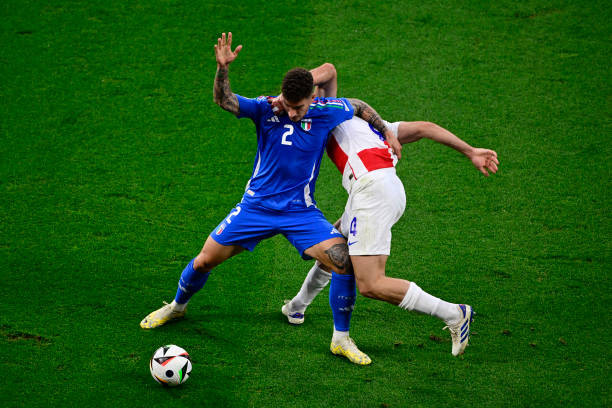 Italia giành vé bằng bàn thắng phút 90+8 ảnh 12 Italia giành vé bằng bàn thắng phút 90+8 ảnh 12