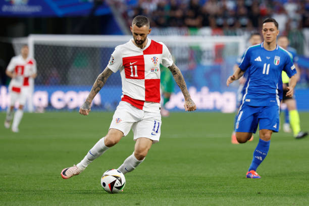 Italia giành vé bằng bàn thắng phút 90+8 ảnh 9 Italia giành vé bằng bàn thắng phút 90+8 ảnh 9