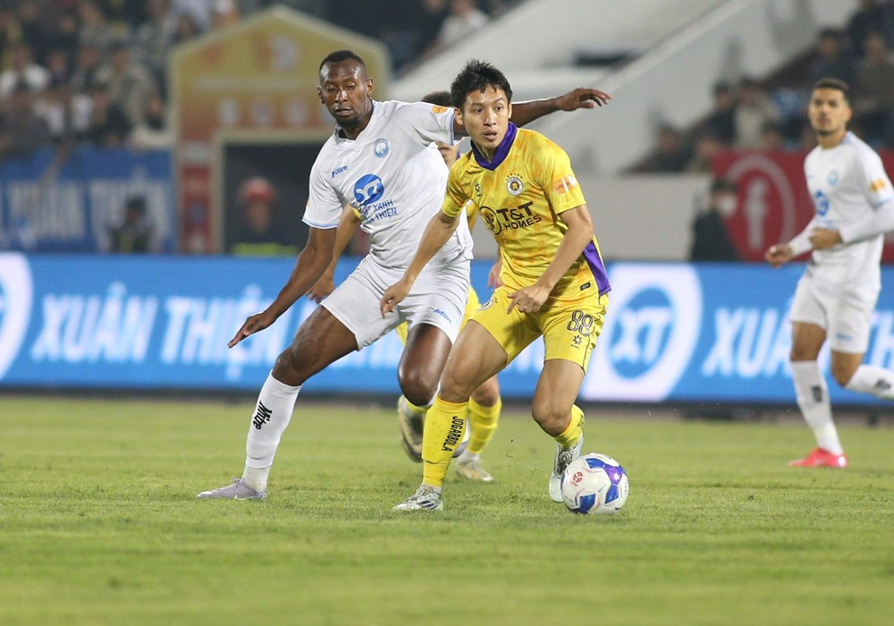 Hà Nội thay tướng vẫn trắng tay trên sân Thiên Trường ảnh 19 Hà Nội thay tướng vẫn trắng tay trên sân Thiên Trường ảnh 19