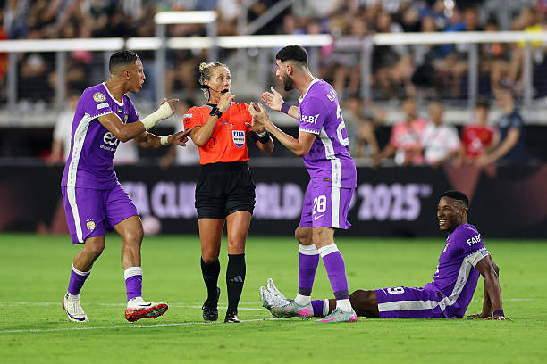 Juventus đè bẹp Al Ain bằng chiến thắng 5 sao ảnh 27