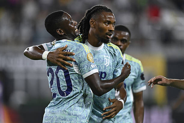 Juventus đè bẹp Al Ain bằng chiến thắng 5 sao ảnh 19