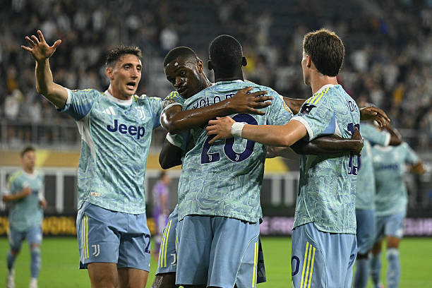 Juventus đè bẹp Al Ain bằng chiến thắng 5 sao ảnh 10