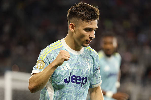 Juventus đè bẹp Al Ain bằng chiến thắng 5 sao ảnh 22