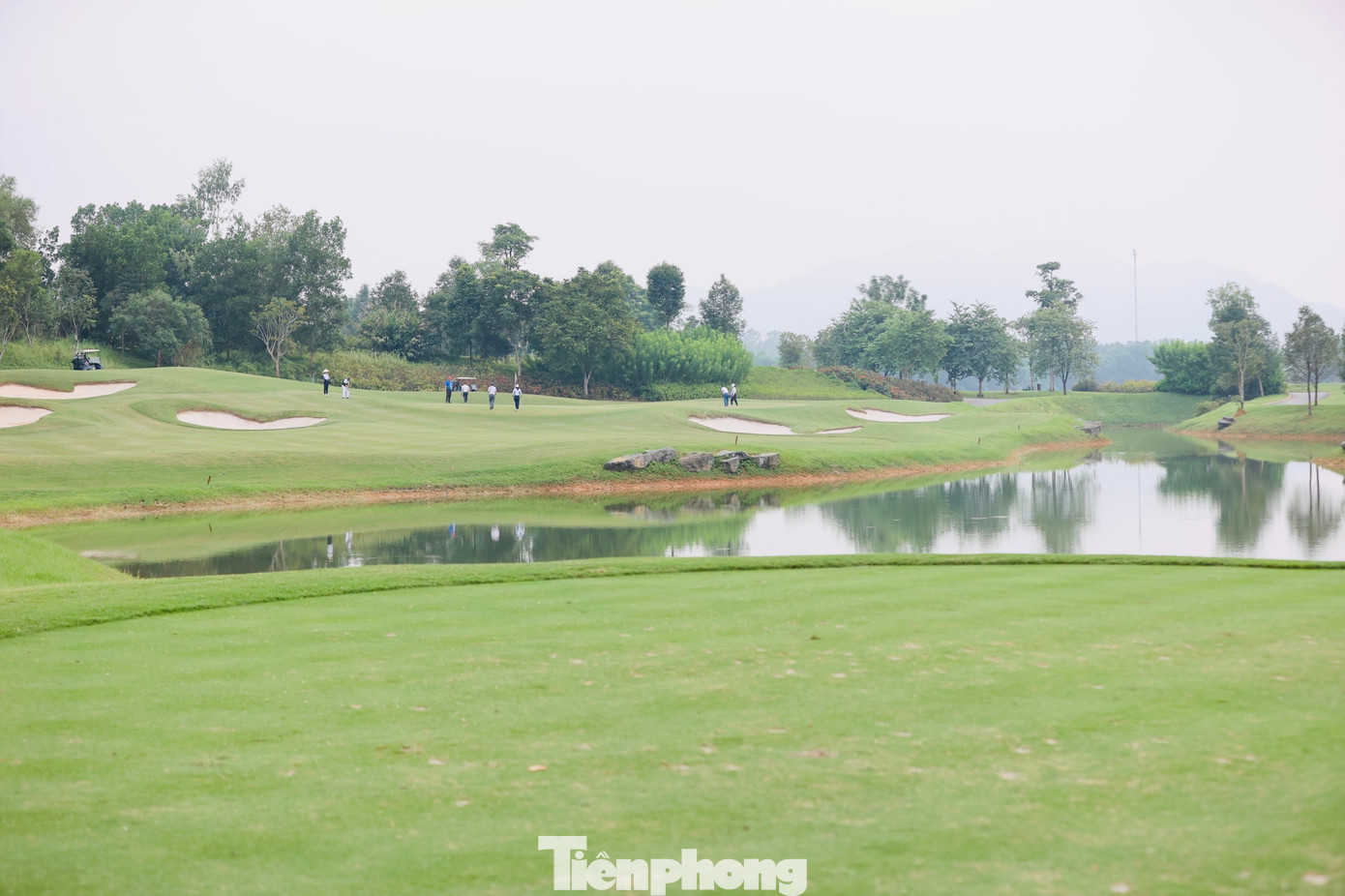 Tiền Phong Golf Championship mùa thứ bảy - năm 2023 diễn ra ngày 4/11 và sẽ có ba thử thách HIO. Hai golfer đầu tiên đạt HIO sẽ nhận được hai chiếc Volvo XC60 Ultimate và Volvo S90 Ultimate, với tổng giá trị giải thưởng lên tới 4,64 tỷ đồng.