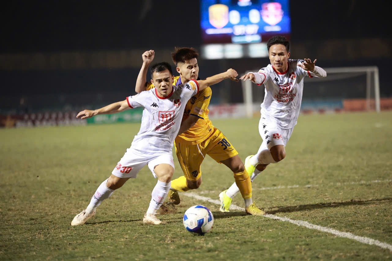 Hải Phòng hòa SLNA trong một buổi tối kém may ảnh 4