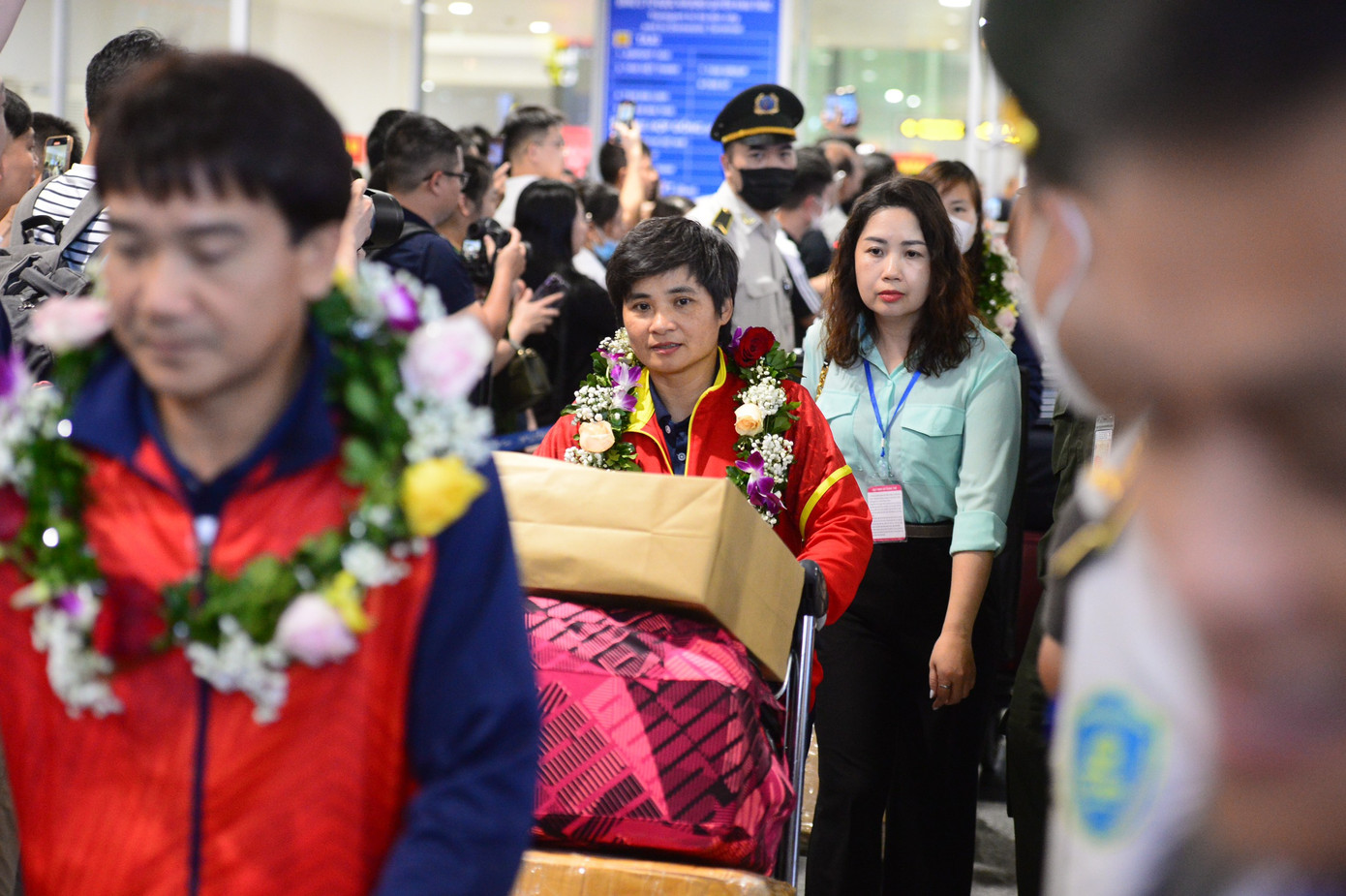 Các cô gái vàng của bóng đá nữ Việt Nam sẽ được nghỉ đến hết tuần, sau đó tập trung trở lại, chuẩn bị cho chuyến tập huấn quan trọng tại Đức và Ba Lan.