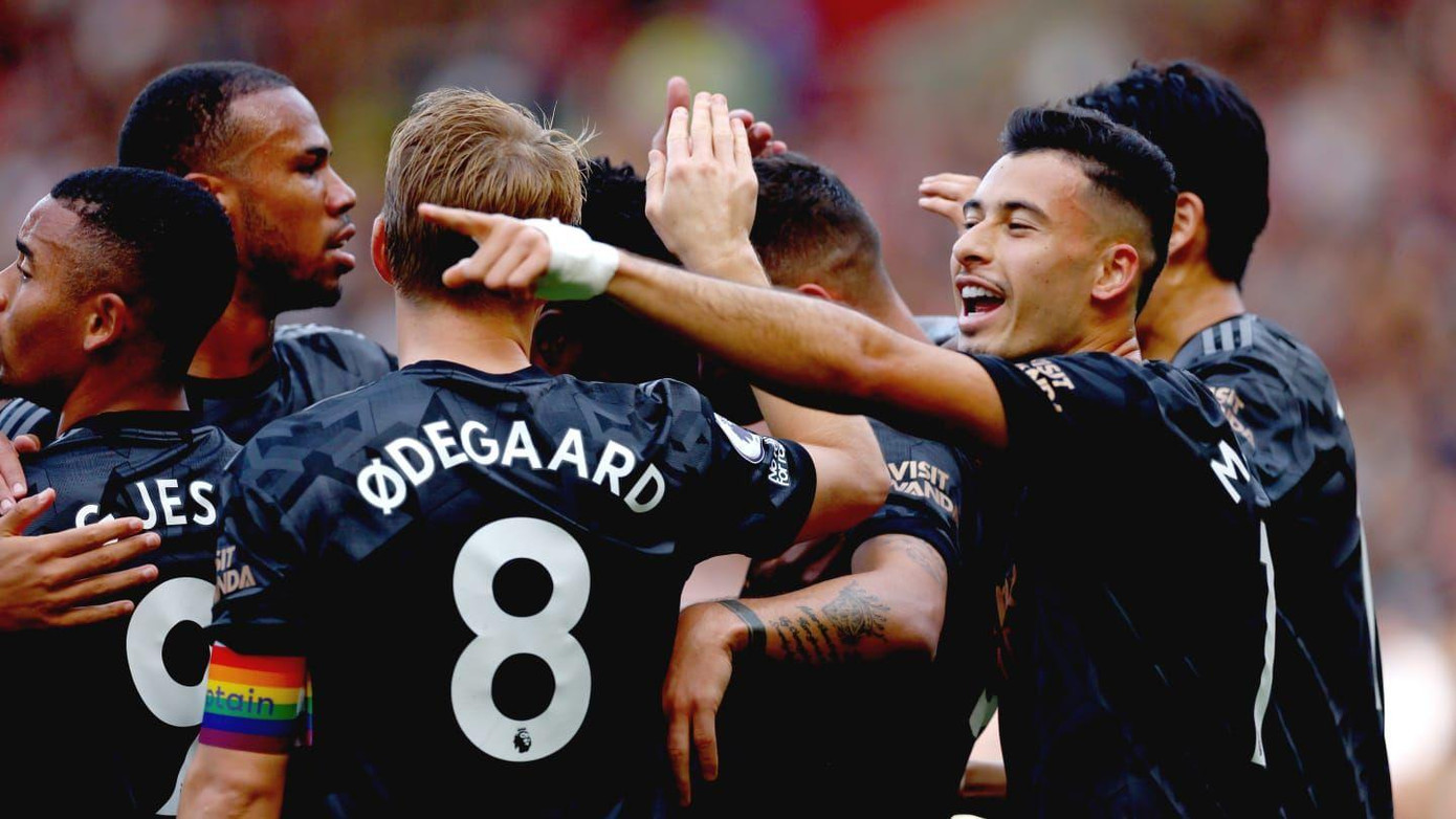 Arsenal đã tạo ra hai bộ mặt khác nhau tại St Mary's. (Ảnh: Getty Images) Arsenal đã tạo ra hai bộ mặt khác nhau tại St Mary's. (Ảnh: Getty Images)