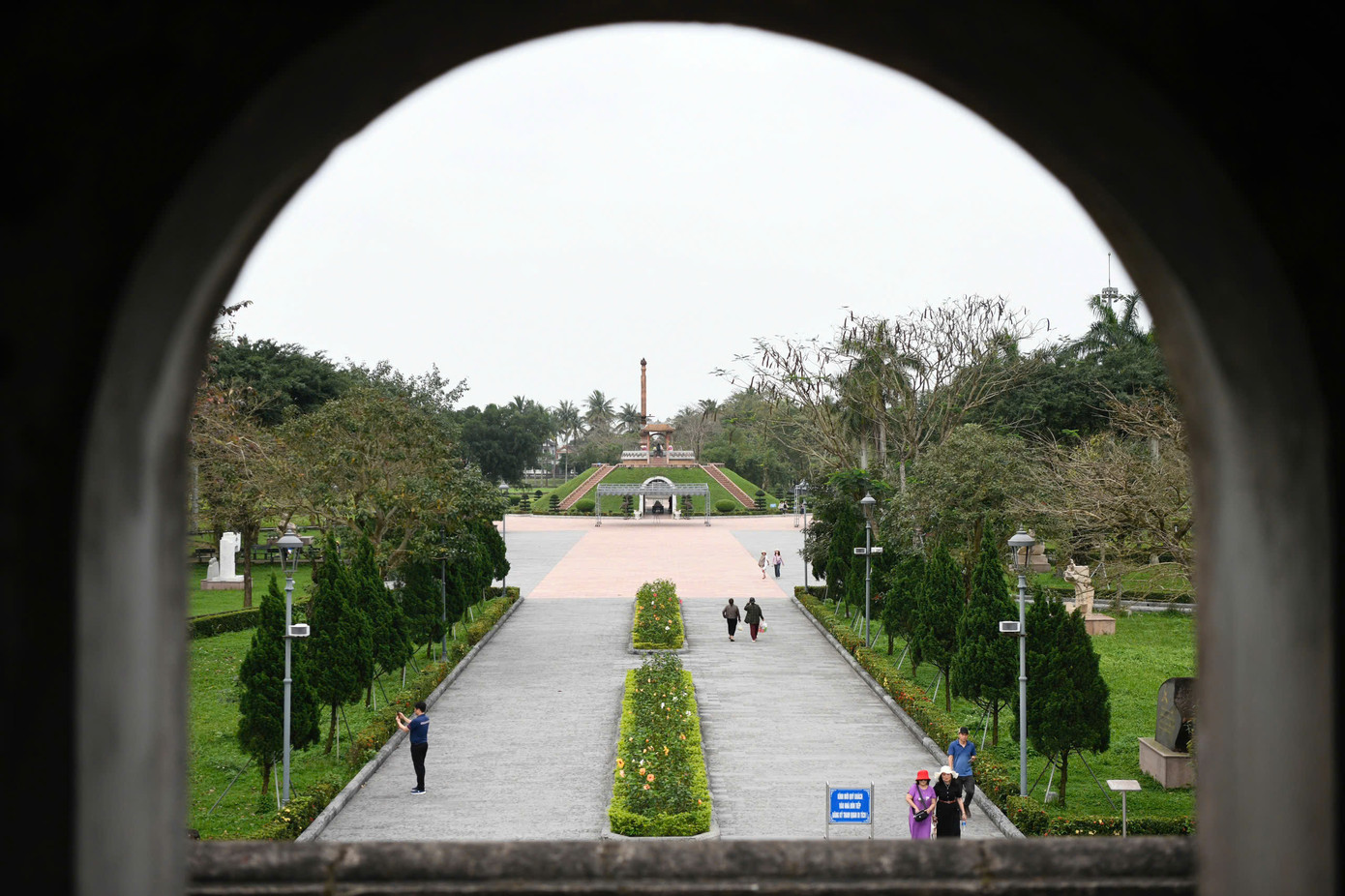 Trong 81 ngày đêm chiến đấu tại Thành cổ, giành giật từng tấc đất, nơi đây vùi xác hàng ngàn tên địch và cũng thấm đẫm máu của chiến sỹ, đồng bào ta. Quân và dân ta đã thành công trong việc làm thất bại ý đồ nhanh chóng “tái chiếm Thành cổ” của Mỹ ngụy, phục vụ đắc lực cho nhiệm vụ đấu tranh chính trị, ngoại giao.