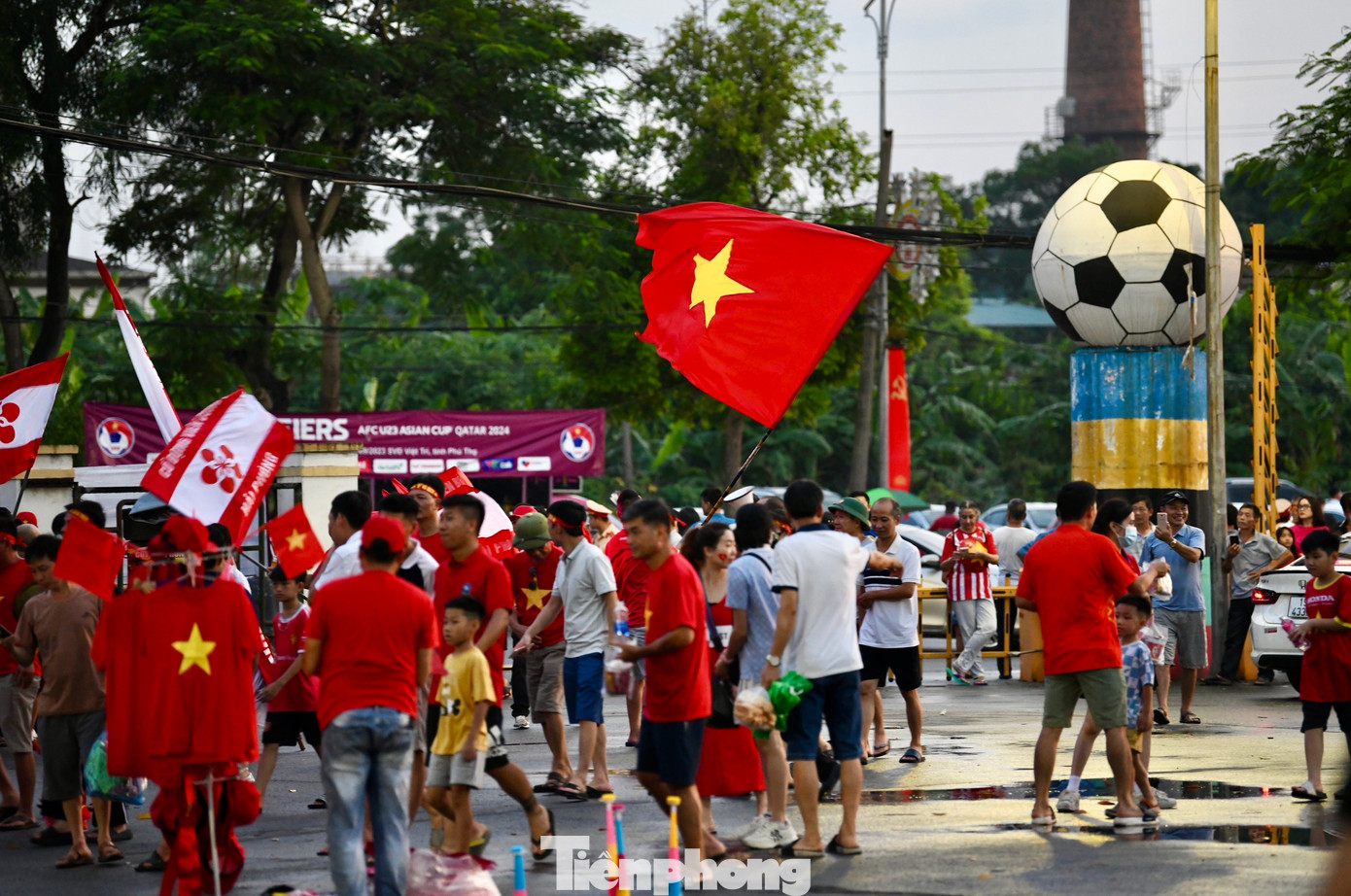 Tất cả hứa hẹn làm nên một buổi tối rực lửa tại sân Việt Trì.