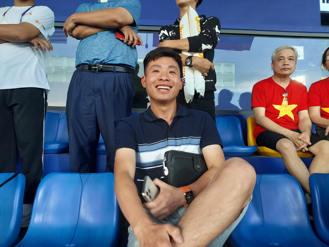 Anh Mười nhận định U22 Việt Nam đang tốt dần lên theo thời gian. (Ảnh: Thanh Hải) Anh Mười nhận định U22 Việt Nam đang tốt dần lên theo thời gian. (Ảnh: Thanh Hải)