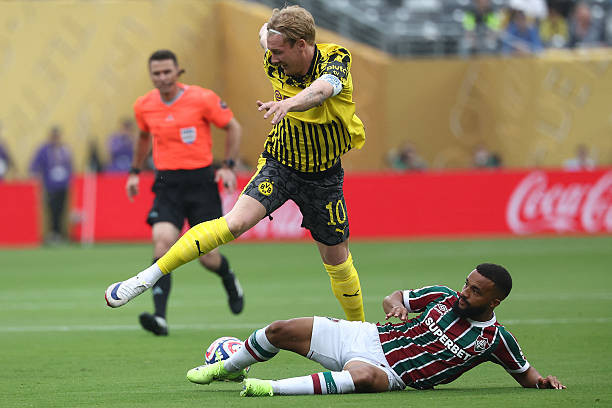 Fluminense khiến Dortmund 'im tiếng' ảnh 14