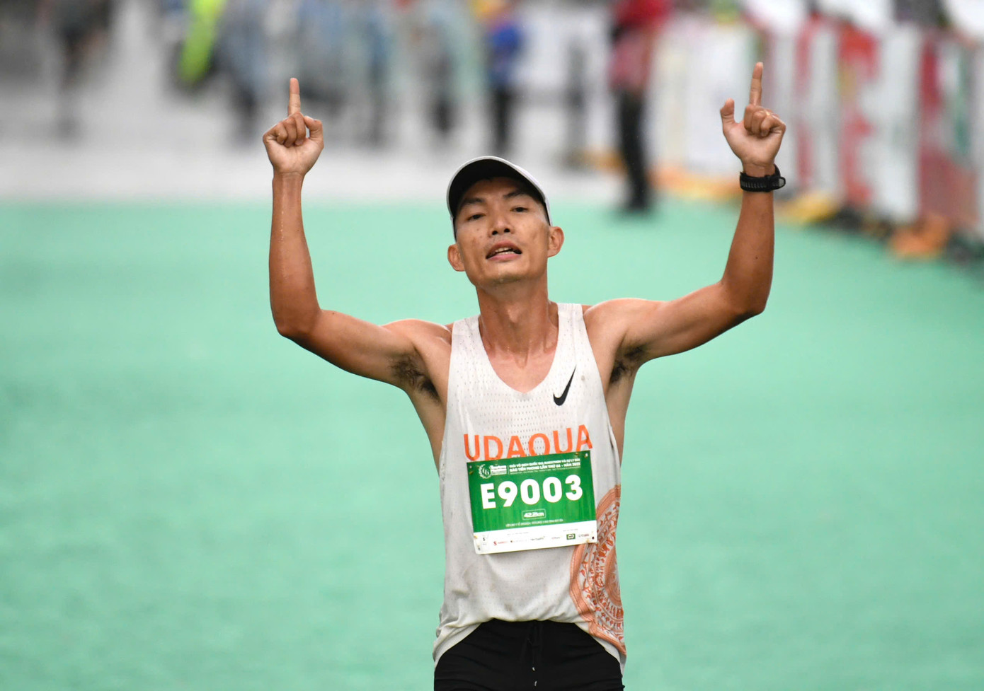 Tiền Phong Marathon 2025: Không có cú sốc, Hoàng Nguyên Thanh bứt phá và chiến thắng một lần nữa ảnh 5