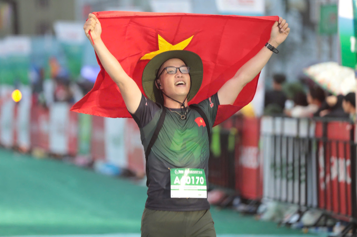 Điều này đúng như nhà báo Phùng Công Sưởng – Tổng biên tập báo Tiền Phong, khẳng định, rằng đây là giải đấu của đam mê, lòng yêu nước, tinh thần và niềm tự hào dân tộc.