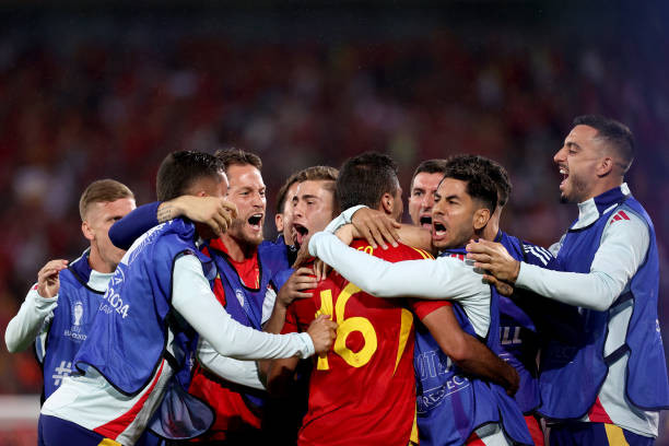 Đại thắng Georgia 4-1, Tây Ban Nha hẹn đấu Đức ở tứ kết ảnh 38