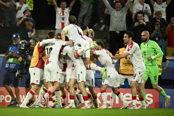 Đại thắng Georgia 4-1, Tây Ban Nha hẹn đấu Đức ở tứ kết ảnh 37