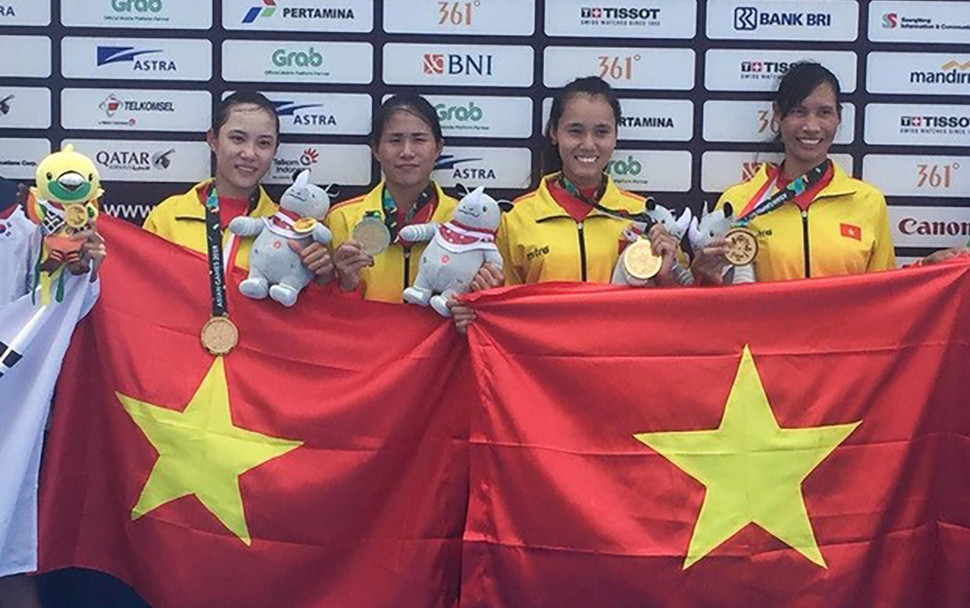 4 cô gái mang về HCV Rowing cho Việt Nam tại ASIAD 2018.