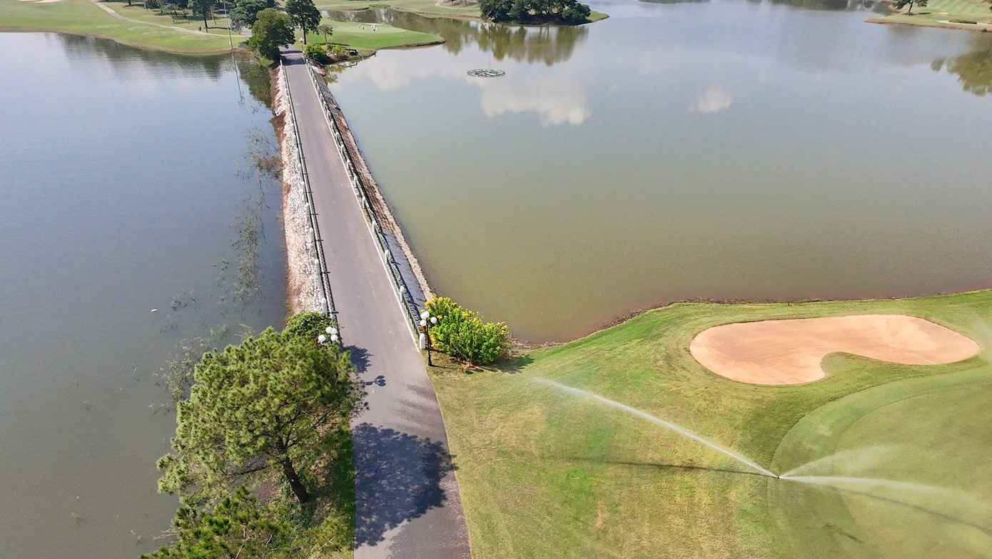 Hoàng hôn tuyệt đẹp trên sân Kings Course ảnh 19