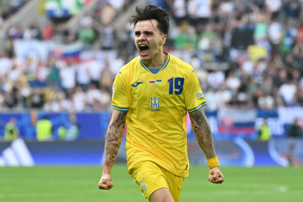 Ngược dòng thắng Slovakia, Ukraine sống lại cơ hội giành vé ảnh 29