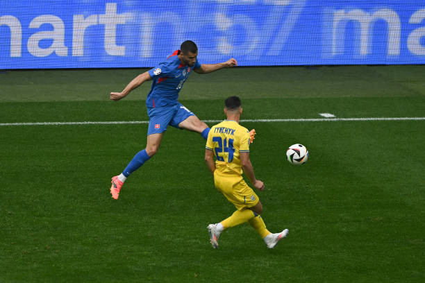 Ngược dòng thắng Slovakia, Ukraine sống lại cơ hội giành vé ảnh 11