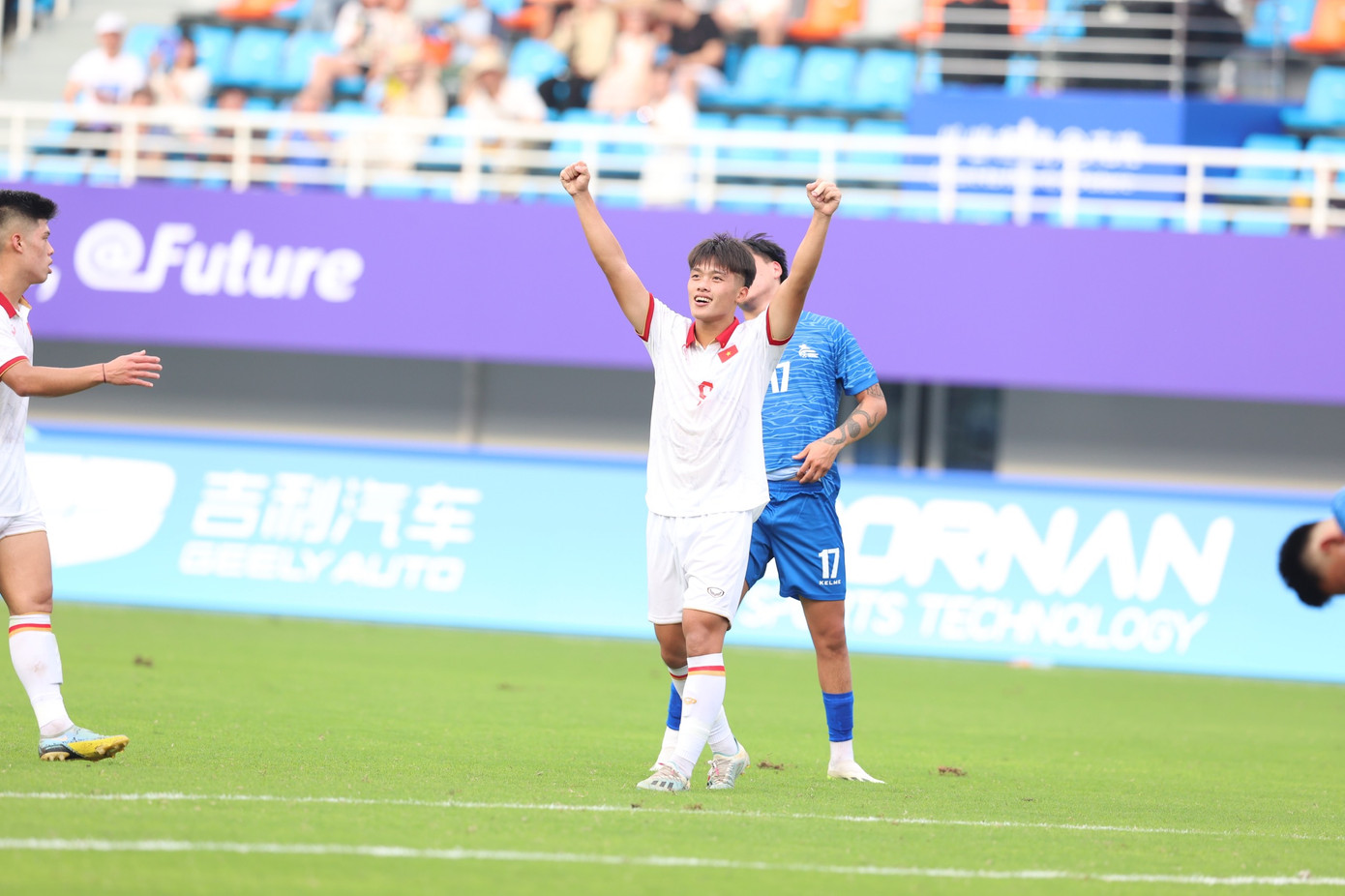 Olympic Việt Nam mở đầu chiến dịch Asiad 19 với thắng lợi 4-2 trước Mông Cổ ảnh 29 Olympic Việt Nam mở đầu chiến dịch Asiad 19 với thắng lợi 4-2 trước Mông Cổ ảnh 29