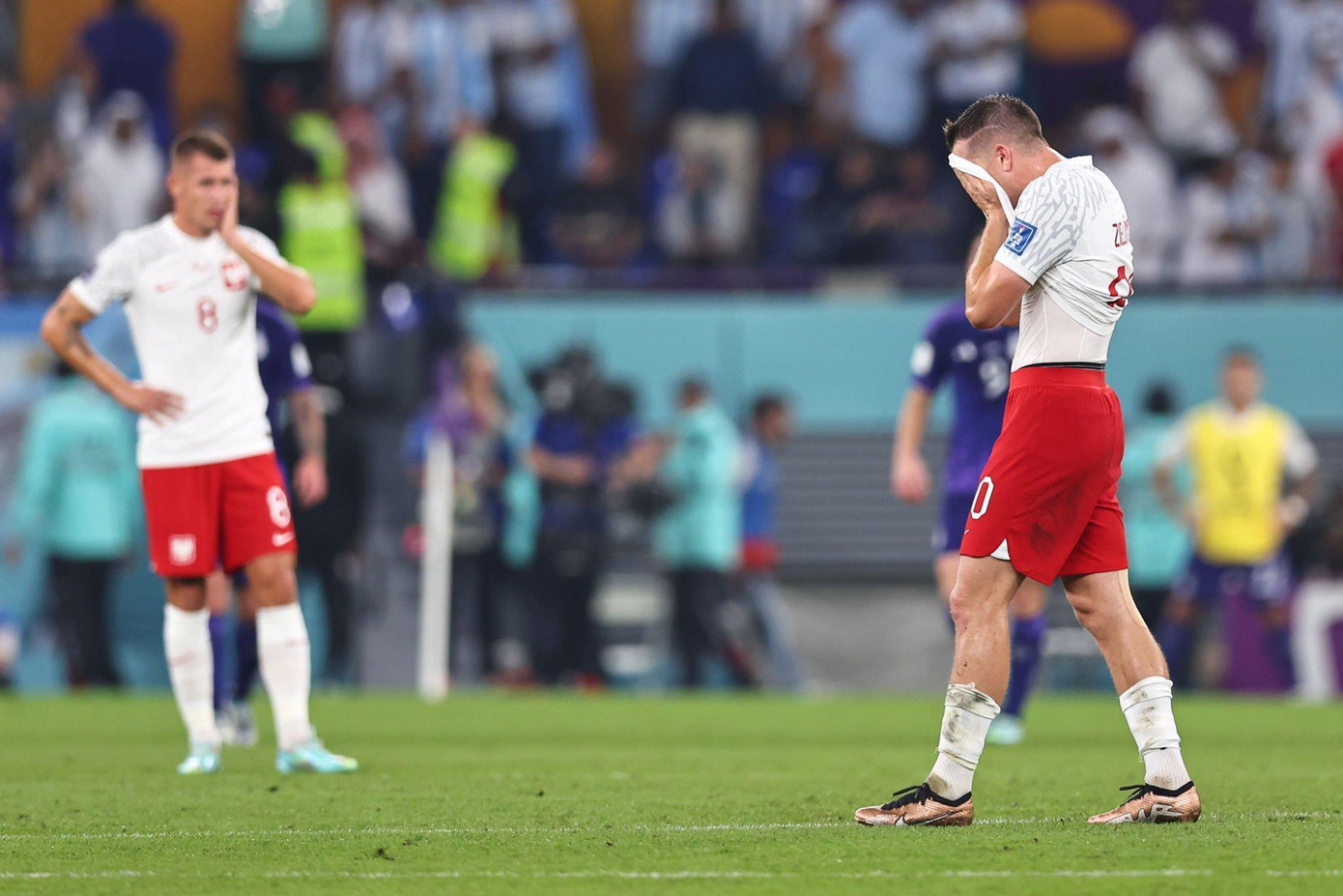 World Cup 2022: Thua Argentina 0-2, Ba Lan vẫn có vé vào vòng 1/8 nhờ chỉ số phụ ảnh 32