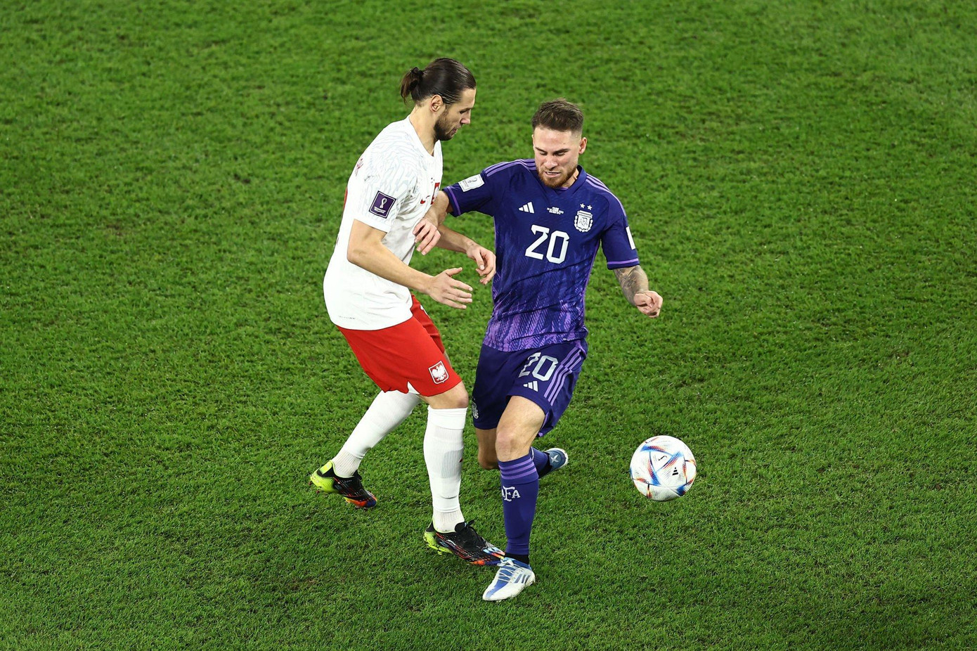 World Cup 2022: Thua Argentina 0-2, Ba Lan vẫn có vé vào vòng 1/8 nhờ chỉ số phụ ảnh 8