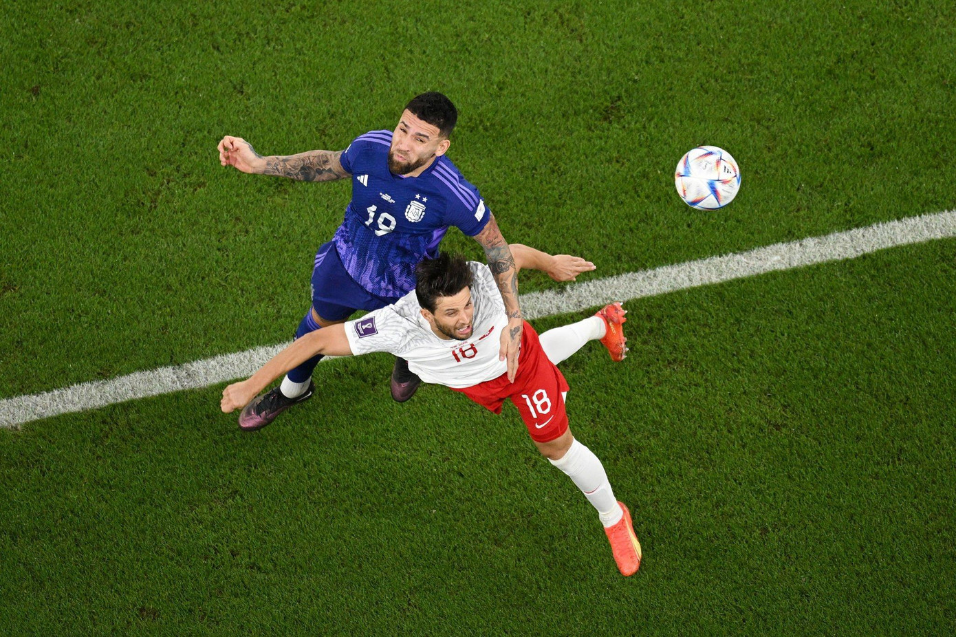 World Cup 2022: Thua Argentina 0-2, Ba Lan vẫn có vé vào vòng 1/8 nhờ chỉ số phụ ảnh 12