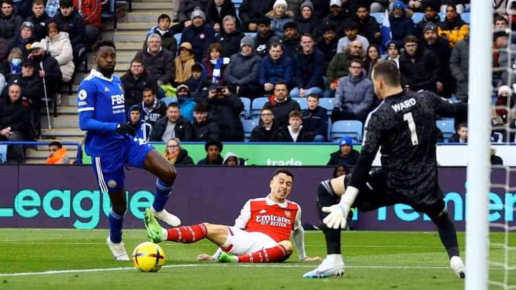 Thắng tối thiểu Leicester, Arsenal xây chắc ngôi đầu Ngoại hạng Anh ảnh 13 Thắng tối thiểu Leicester, Arsenal xây chắc ngôi đầu Ngoại hạng Anh ảnh 13