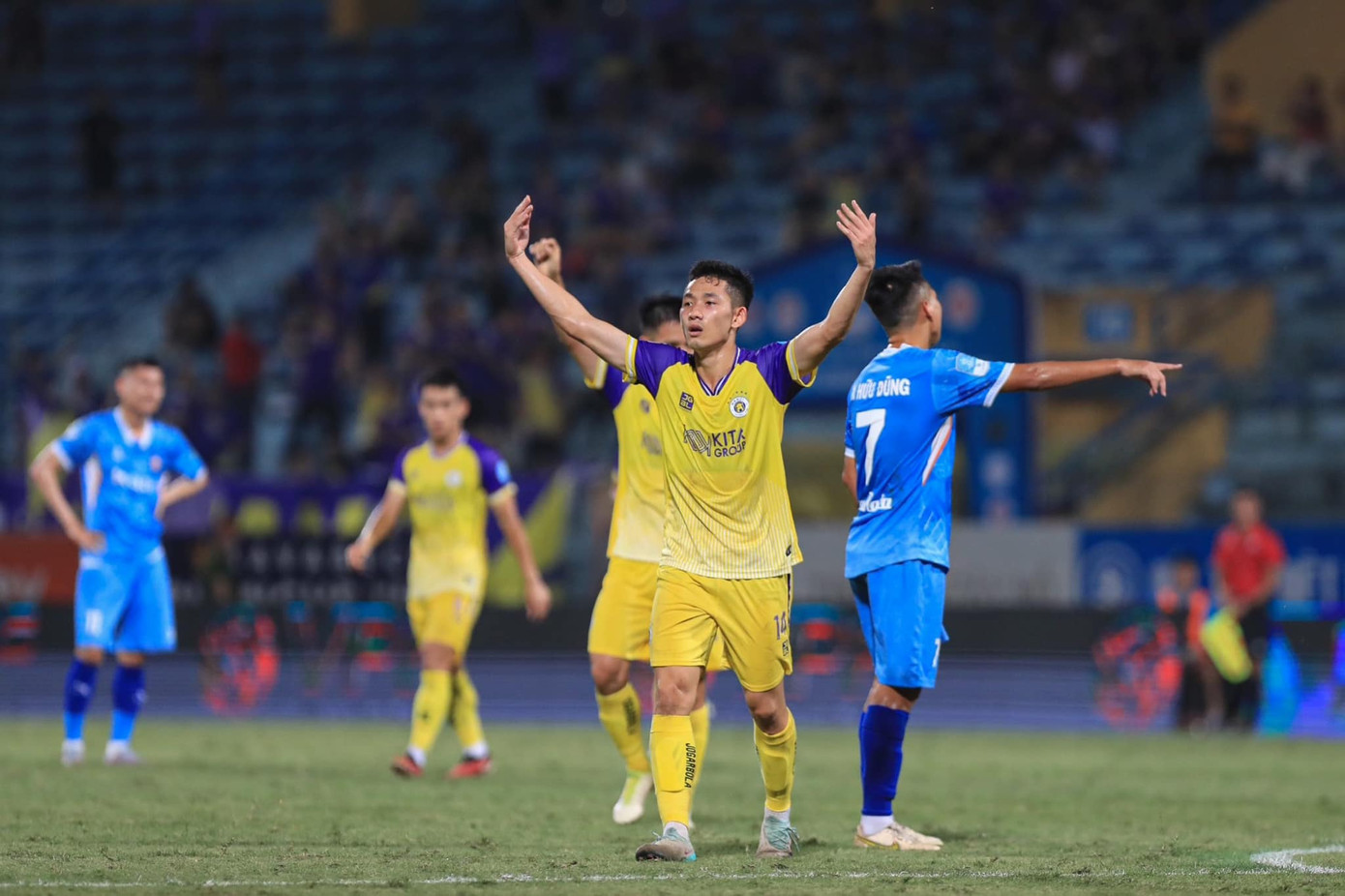 Hai Long lập cú đúp, Hà Nội FC giành vé vào bán kết Cúp Quốc gia 2023/24 ảnh 18 Hai Long lập cú đúp, Hà Nội FC giành vé vào bán kết Cúp Quốc gia 2023/24 ảnh 18