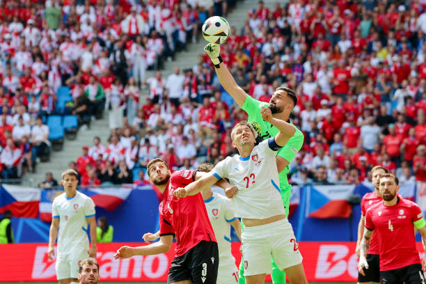 Czech và Georgia níu chân nhau ở bảng F ảnh 21