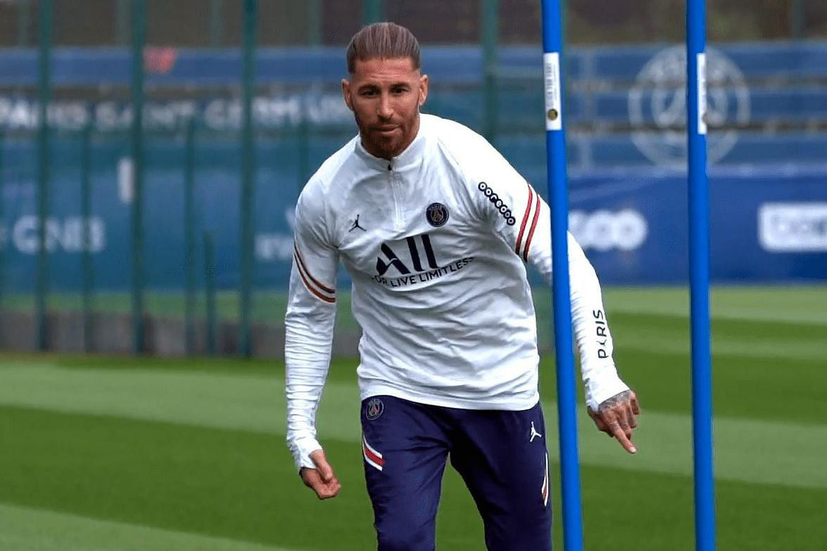 Ramos vẫn tập luyện một mình ở PSG. (Ảnh: beIN SPORTS)