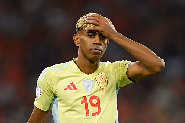 Đánh bại Tây Ban Nha trên chấm luân lưu, Ronaldo và đồng đội lần thứ 2 đăng quang Nations League 2024/25 ảnh 40 Đánh bại Tây Ban Nha trên chấm luân lưu, Ronaldo và đồng đội lần thứ 2 đăng quang Nations League 2024/25 ảnh 40