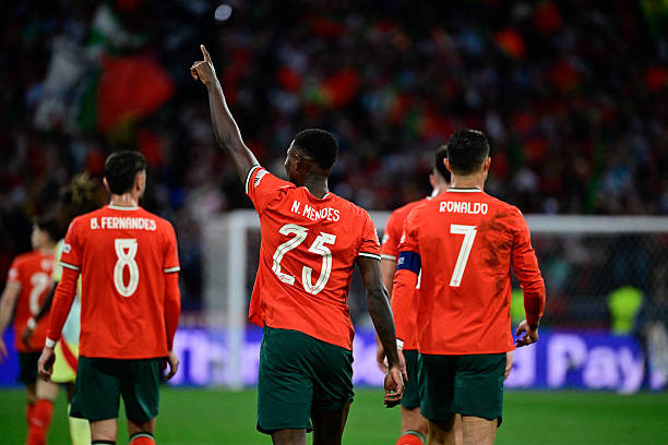 Đánh bại Tây Ban Nha trên chấm luân lưu, Ronaldo và đồng đội lần thứ 2 đăng quang Nations League 2024/25 ảnh 32