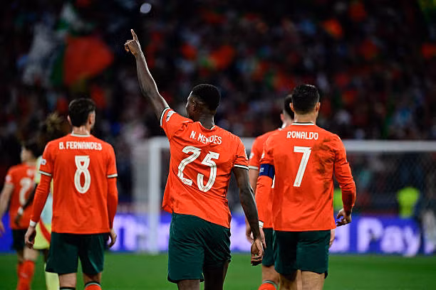 Đánh bại Tây Ban Nha trên chấm luân lưu, Ronaldo và đồng đội lần thứ 2 đăng quang Nations League 2024/25 ảnh 32 Đánh bại Tây Ban Nha trên chấm luân lưu, Ronaldo và đồng đội lần thứ 2 đăng quang Nations League 2024/25 ảnh 32