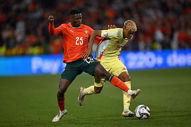 Đánh bại Tây Ban Nha trên chấm luân lưu, Ronaldo và đồng đội lần thứ 2 đăng quang Nations League 2024/25 ảnh 48 Đánh bại Tây Ban Nha trên chấm luân lưu, Ronaldo và đồng đội lần thứ 2 đăng quang Nations League 2024/25 ảnh 48