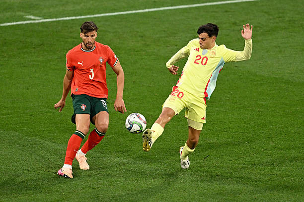 Đánh bại Tây Ban Nha trên chấm luân lưu, Ronaldo và đồng đội lần thứ 2 đăng quang Nations League 2024/25 ảnh 19