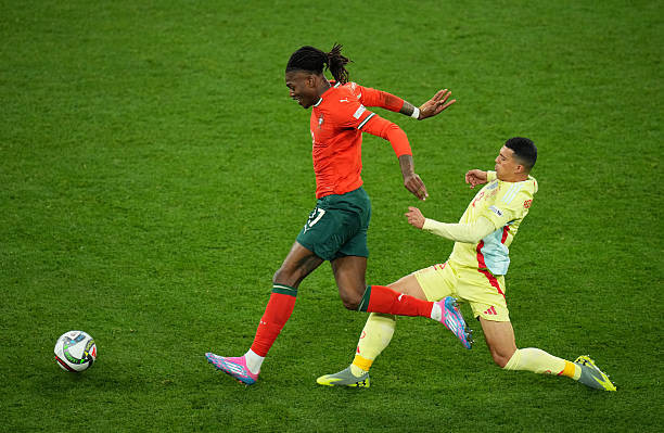 Đánh bại Tây Ban Nha trên chấm luân lưu, Ronaldo và đồng đội lần thứ 2 đăng quang Nations League 2024/25 ảnh 49