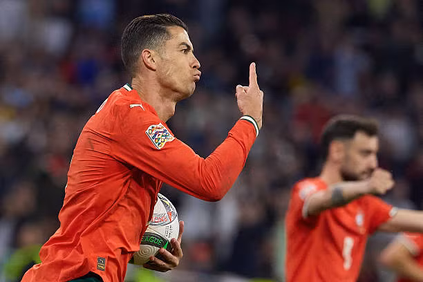 Đánh bại Tây Ban Nha trên chấm luân lưu, Ronaldo và đồng đội lần thứ 2 đăng quang Nations League 2024/25 ảnh 57 Đánh bại Tây Ban Nha trên chấm luân lưu, Ronaldo và đồng đội lần thứ 2 đăng quang Nations League 2024/25 ảnh 57