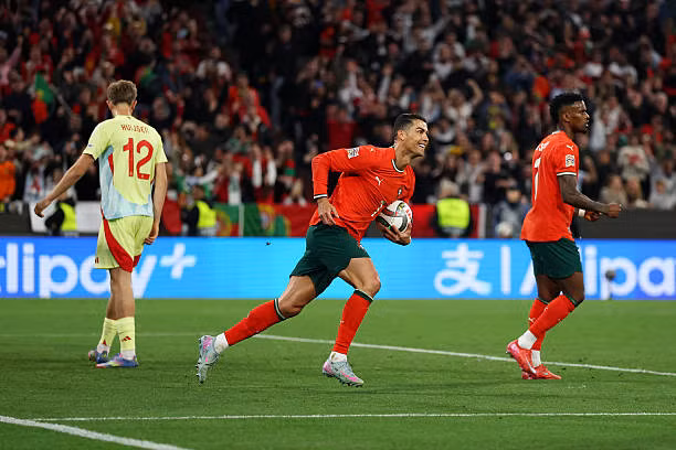 Đánh bại Tây Ban Nha trên chấm luân lưu, Ronaldo và đồng đội lần thứ 2 đăng quang Nations League 2024/25 ảnh 37 Đánh bại Tây Ban Nha trên chấm luân lưu, Ronaldo và đồng đội lần thứ 2 đăng quang Nations League 2024/25 ảnh 37