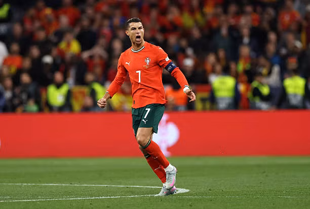 Đánh bại Tây Ban Nha trên chấm luân lưu, Ronaldo và đồng đội lần thứ 2 đăng quang Nations League 2024/25 ảnh 36 Đánh bại Tây Ban Nha trên chấm luân lưu, Ronaldo và đồng đội lần thứ 2 đăng quang Nations League 2024/25 ảnh 36