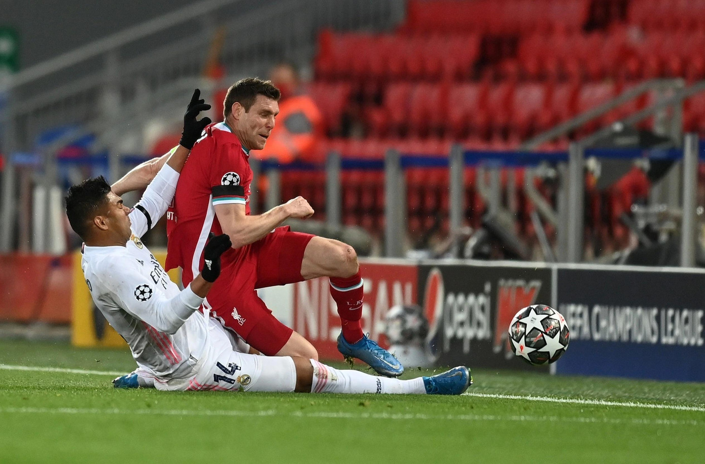 Casemiro là người thu hồi bóng (76) nhiều nhất Champions League 2021/22. (Ảnh: Getty Images) Casemiro là người thu hồi bóng (76) nhiều nhất Champions League 2021/22. (Ảnh: Getty Images)