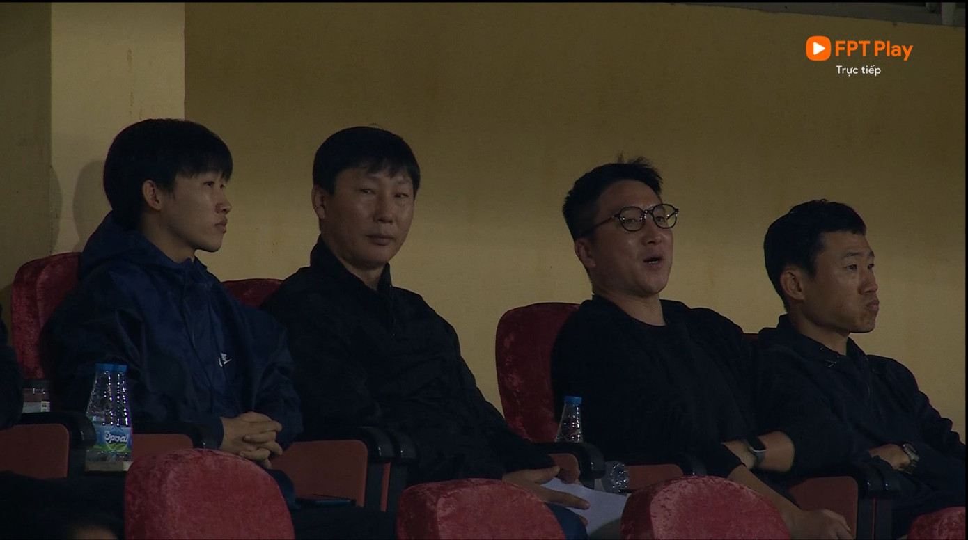 Hà Tĩnh buộc CLB Hà Nội chia điểm trên sân Hàng Đẫy ảnh 7