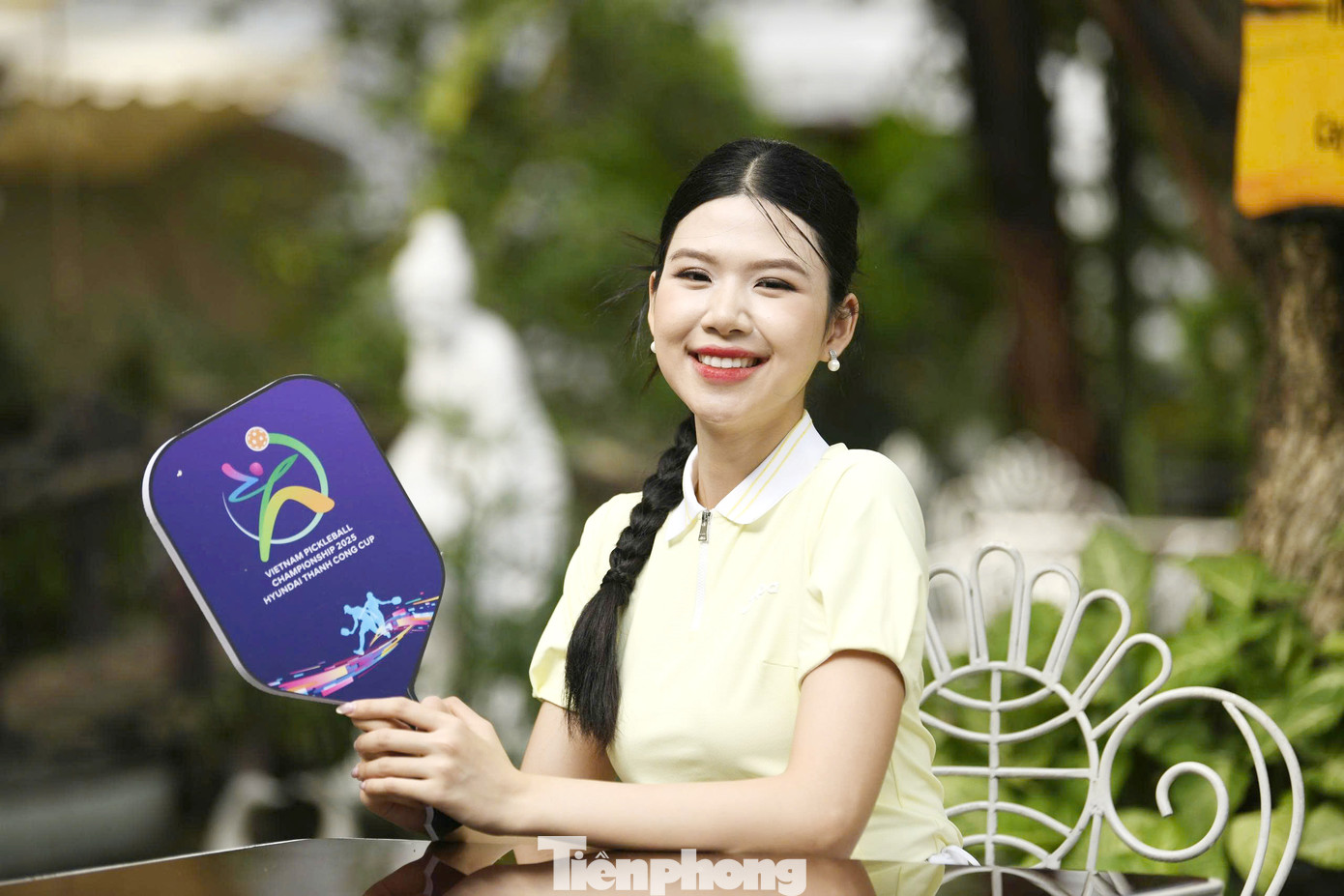 Đại sứ Thể thao và Thời trang Đinh Hoàng Linh Đan nhìn thấy khía cạnh tuyệt vời khác của pickleball. Theo Người đẹp sinh năm 2003, pickleball đã tạo nên làn sóng sống tích cực trong giới trẻ, thúc đẩy tinh thần rèn luyện thể thao và mang đến sân chơi lành mạnh, bổ ích cho các bạn trẻ.