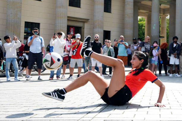 Hạ tuyển Anh 2-1, Tây Ban Nha lần thứ 4 vô địch châu Âu ảnh 20
