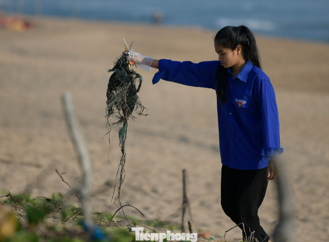 Ý thức bảo vệ môi trường của người dân Tuy Hòa rất cao. Về cơ bản công viên ven biển khá sạch. Rác chủ yếu là do sóng đánh dạt vào bờ, hoặc gió mang đến.